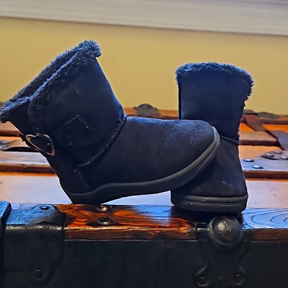 Suede fur boots